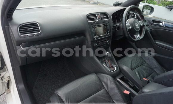 اشتري مستعمل Volkswagen Golf Silver سيارة في Butha–Buthe في Thaba-Tseka اشتري مستعمل Volkswagen Golf Silver سيارة في Butha–Buthe في Thaba-Tseka