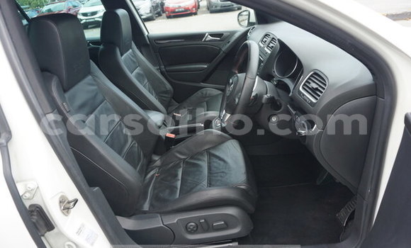 اشتري مستعمل Volkswagen Golf Silver سيارة في Butha–Buthe في Thaba-Tseka اشتري مستعمل Volkswagen Golf Silver سيارة في Butha–Buthe في Thaba-Tseka