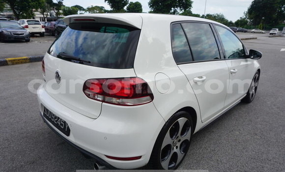 اشتري مستعمل Volkswagen Golf Silver سيارة في Butha–Buthe في Thaba-Tseka اشتري مستعمل Volkswagen Golf Silver سيارة في Butha–Buthe في Thaba-Tseka
