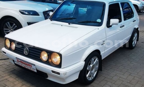 Sayi Na hannu Volkswagen Golf White Mota in Butha–Buthe a Thaba-Tseka Sayi Na hannu Volkswagen Golf White Mota in Butha–Buthe a Thaba-Tseka