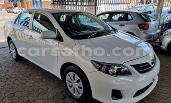 Sayi Na hannu Toyota Corolla White Mota in Butha–Buthe a Thaba-Tseka Sayi Na hannu Toyota Corolla White Mota in Butha–Buthe a Thaba-Tseka