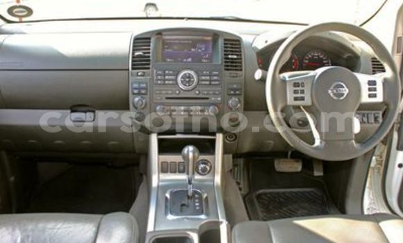 Acheter Occasion Voiture Nissan Navara Blanc à Hlotse, Leribe Acheter Occasion Voiture Nissan Navara Blanc à Hlotse, Leribe