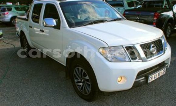 Acheter Occasion Voiture Nissan Navara Blanc à Hlotse, Leribe Acheter Occasion Voiture Nissan Navara Blanc à Hlotse, Leribe