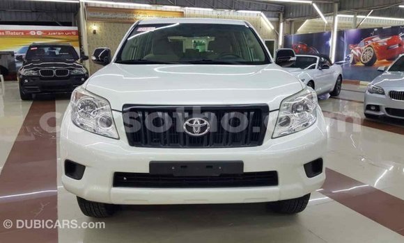 Acheter Import Voiture Toyota Prado Blanc à Import - Dubai, Maseru Acheter Import Voiture Toyota Prado Blanc à Import - Dubai, Maseru