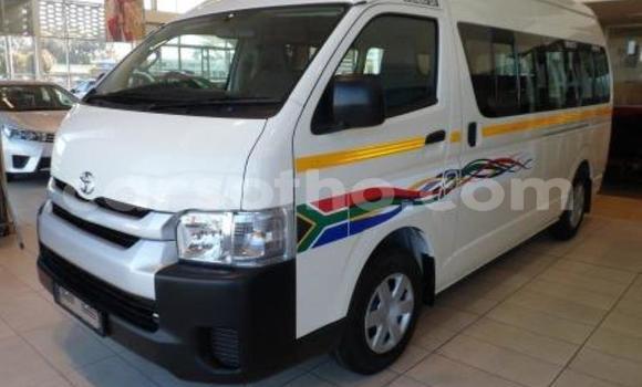 اشتري مستعمل Toyota Hiace White سيارة في Butha–Buthe في Thaba-Tseka اشتري مستعمل Toyota Hiace White سيارة في Butha–Buthe في Thaba-Tseka