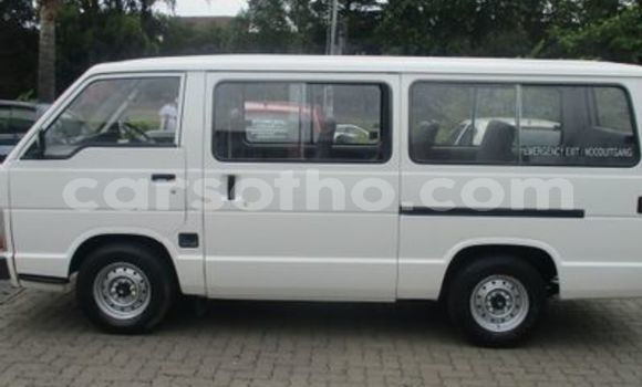 Sayi Na hannu Toyota Hiace White Mota in Butha–Buthe a Thaba-Tseka Sayi Na hannu Toyota Hiace White Mota in Butha–Buthe a Thaba-Tseka