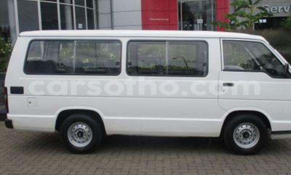 Sayi Na hannu Toyota Hiace White Mota in Butha–Buthe a Thaba-Tseka Sayi Na hannu Toyota Hiace White Mota in Butha–Buthe a Thaba-Tseka