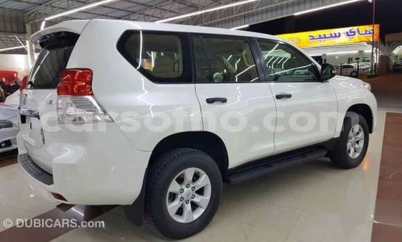 Acheter Import Voiture Toyota Prado Blanc à Import - Dubai, Maseru Acheter Import Voiture Toyota Prado Blanc à Import - Dubai, Maseru