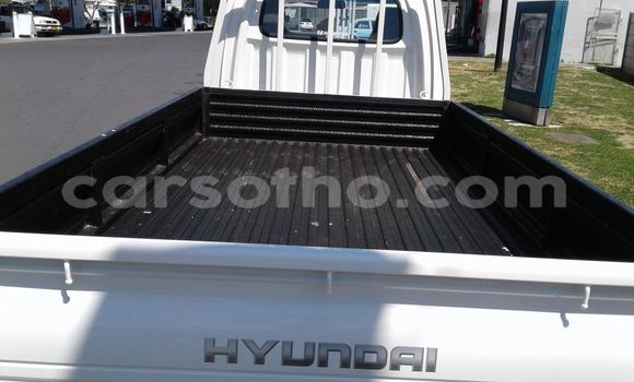 اشتري مستعمل Hyundai H200 White سيارة في Butha–Buthe في Thaba-Tseka اشتري مستعمل Hyundai H200 White سيارة في Butha–Buthe في Thaba-Tseka