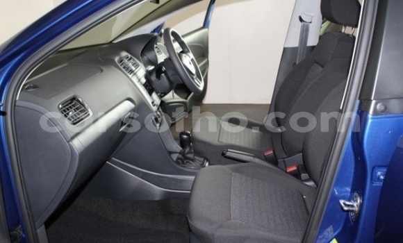 Acheter Occasion Voiture Volkswagen Polo Bleu à Maputsoa, Leribe Acheter Occasion Voiture Volkswagen Polo Bleu à Maputsoa, Leribe