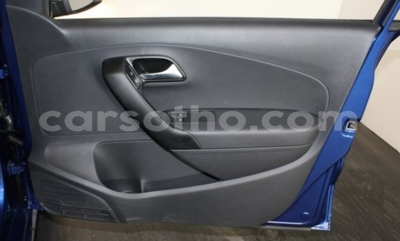 Acheter Occasion Voiture Volkswagen Polo Bleu à Maputsoa, Leribe Acheter Occasion Voiture Volkswagen Polo Bleu à Maputsoa, Leribe