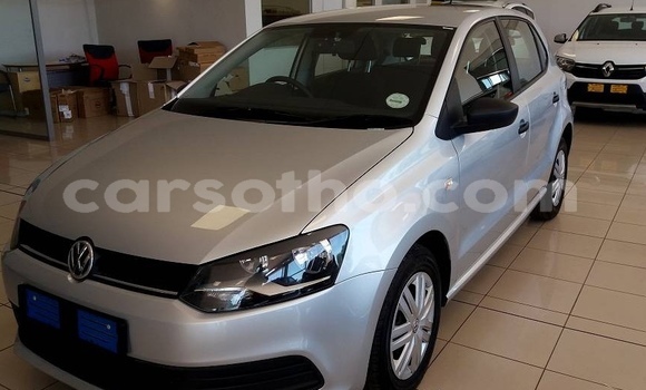 Acheter Occasion Voiture Volkswagen Polo Gris à Maputsoa, Leribe Acheter Occasion Voiture Volkswagen Polo Gris à Maputsoa, Leribe