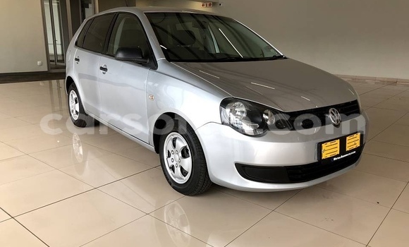 Acheter Occasion Voiture Volkswagen Polo Gris à Maputsoa, Leribe Acheter Occasion Voiture Volkswagen Polo Gris à Maputsoa, Leribe