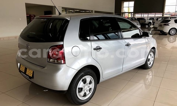 Acheter Occasion Voiture Volkswagen Polo Gris à Maputsoa, Leribe Acheter Occasion Voiture Volkswagen Polo Gris à Maputsoa, Leribe
