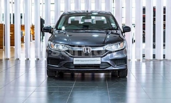 Acheter Occasion Voiture Honda Ballade Noir à Maputsoa, Leribe Acheter Occasion Voiture Honda Ballade Noir à Maputsoa, Leribe