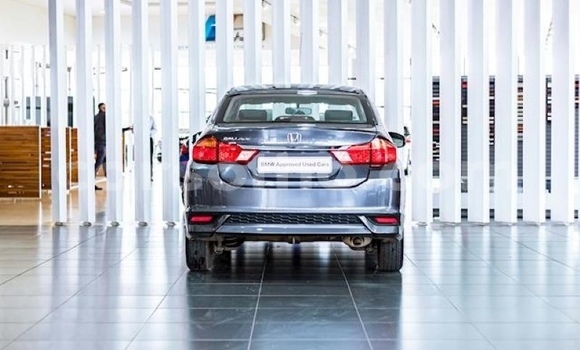 Acheter Occasion Voiture Honda Ballade Noir à Maputsoa, Leribe Acheter Occasion Voiture Honda Ballade Noir à Maputsoa, Leribe