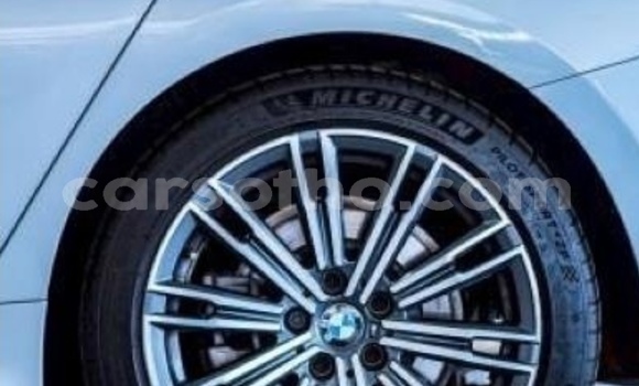 Sayi Na hannu BMW 3200 White Mota in Maputsoa a Leribe Sayi Na hannu BMW 3200 White Mota in Maputsoa a Leribe