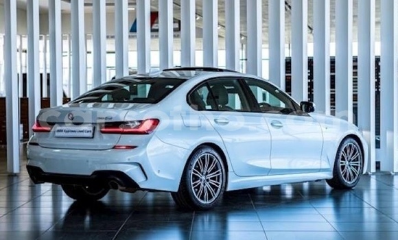 Sayi Na hannu BMW 3200 White Mota in Maputsoa a Leribe Sayi Na hannu BMW 3200 White Mota in Maputsoa a Leribe