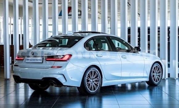 Sayi Na hannu BMW 3200 White Mota in Maputsoa a Leribe Sayi Na hannu BMW 3200 White Mota in Maputsoa a Leribe