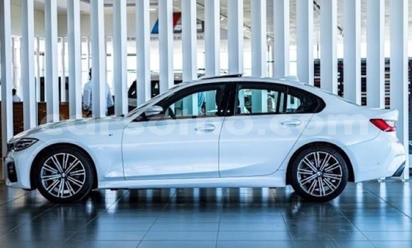 Sayi Na hannu BMW 3200 White Mota in Maputsoa a Leribe Sayi Na hannu BMW 3200 White Mota in Maputsoa a Leribe