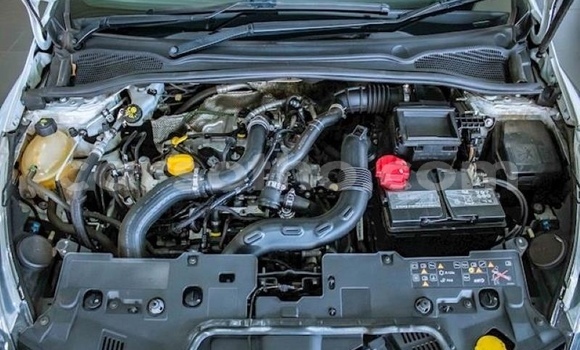 Acheter Occasion Voiture Renault Clio Blanc à Maputsoa, Leribe Acheter Occasion Voiture Renault Clio Blanc à Maputsoa, Leribe