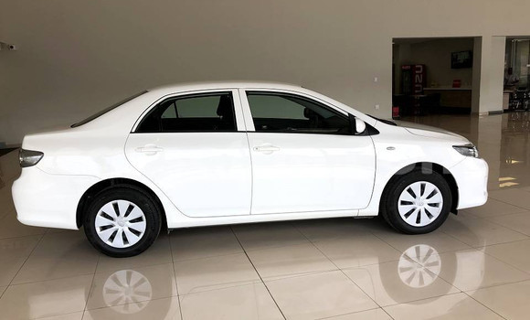 Acheter Occasion Voiture Toyota Corolla Blanc à Maputsoa, Leribe Acheter Occasion Voiture Toyota Corolla Blanc à Maputsoa, Leribe