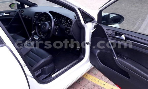 Sayi Na hannu Volkswagen Golf White Mota in Maputsoa a Leribe Sayi Na hannu Volkswagen Golf White Mota in Maputsoa a Leribe