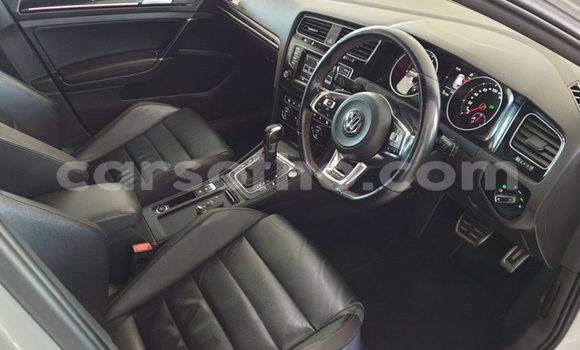Sayi Na hannu Volkswagen Golf White Mota in Maputsoa a Leribe Sayi Na hannu Volkswagen Golf White Mota in Maputsoa a Leribe
