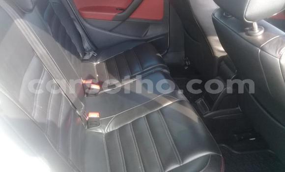 اشتري مستعمل Volkswagen Polo White سيارة في Hlotse في Leribe اشتري مستعمل Volkswagen Polo White سيارة في Hlotse في Leribe