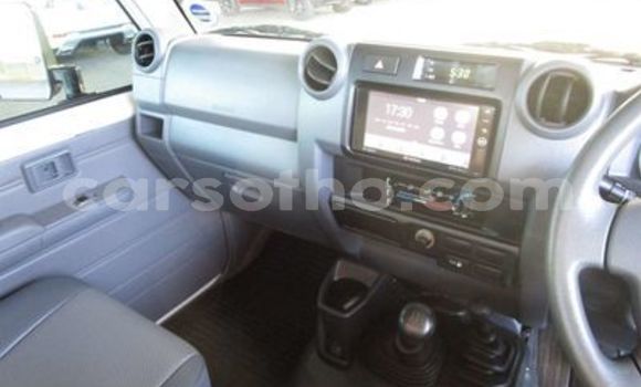 اشتري مستعمل Toyota Hilux White سيارة في Butha–Buthe في Thaba-Tseka اشتري مستعمل Toyota Hilux White سيارة في Butha–Buthe في Thaba-Tseka