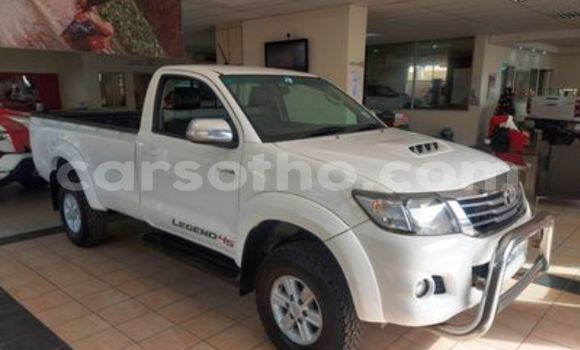 Acheter Occasion Voiture Toyota Hilux Blanc à Butha–Buthe, Thaba-Tseka Acheter Occasion Voiture Toyota Hilux Blanc à Butha–Buthe, Thaba-Tseka