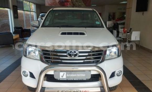 Acheter Occasion Voiture Toyota Hilux Blanc à Butha–Buthe, Thaba-Tseka Acheter Occasion Voiture Toyota Hilux Blanc à Butha–Buthe, Thaba-Tseka
