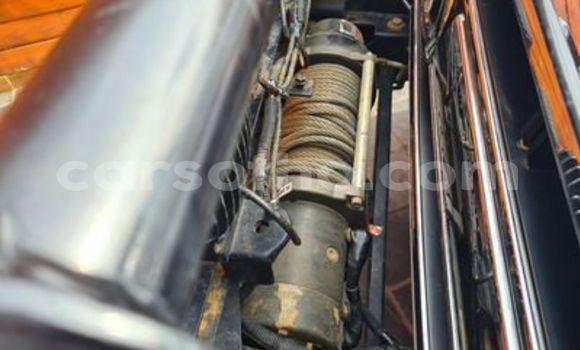 Acheter Occasion Voiture Toyota Land Cruiser Blanc à Butha–Buthe, Thaba-Tseka Acheter Occasion Voiture Toyota Land Cruiser Blanc à Butha–Buthe, Thaba-Tseka