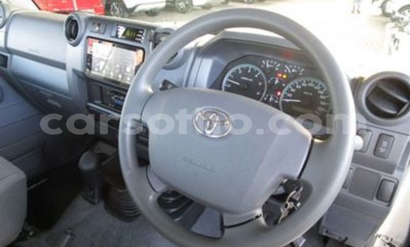 اشتري مستعمل Toyota Land Cruiser White سيارة في Butha–Buthe في Thaba-Tseka اشتري مستعمل Toyota Land Cruiser White سيارة في Butha–Buthe في Thaba-Tseka