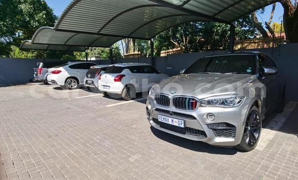 اشتري مستعمل BMW X6 Silver سيارة في Maseru في Maseru اشتري مستعمل BMW X6 Silver سيارة في Maseru في Maseru