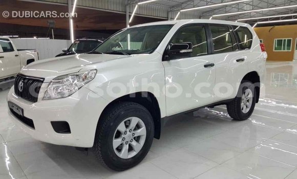 Acheter Import Voiture Toyota Prado Blanc à Import - Dubai, Maseru Acheter Import Voiture Toyota Prado Blanc à Import - Dubai, Maseru