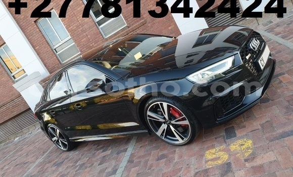 Sayi Na hannu Audi RS3 Black Mota in Maseru a Maseru Sayi Na hannu Audi RS3 Black Mota in Maseru a Maseru