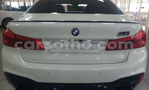 اشتري مستعمل BMW M5 White سيارة في Maseru في Maseru اشتري مستعمل BMW M5 White سيارة في Maseru في Maseru