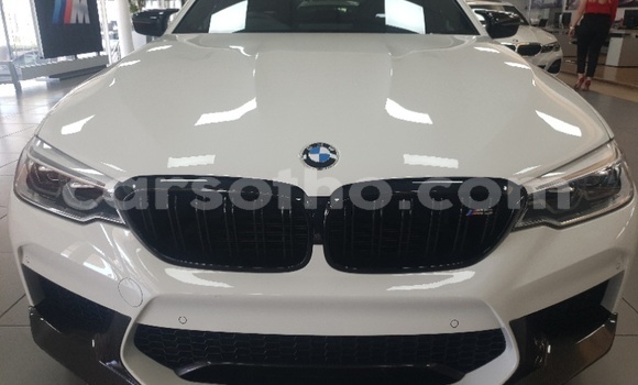 اشتري مستعمل BMW M5 White سيارة في Maseru في Maseru اشتري مستعمل BMW M5 White سيارة في Maseru في Maseru