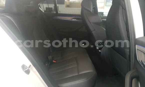اشتري مستعمل BMW M5 White سيارة في Maseru في Maseru اشتري مستعمل BMW M5 White سيارة في Maseru في Maseru