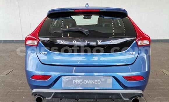 Acheter Occasion Voiture Volvo V40 Bleu à Maseru, Maseru Acheter Occasion Voiture Volvo V40 Bleu à Maseru, Maseru