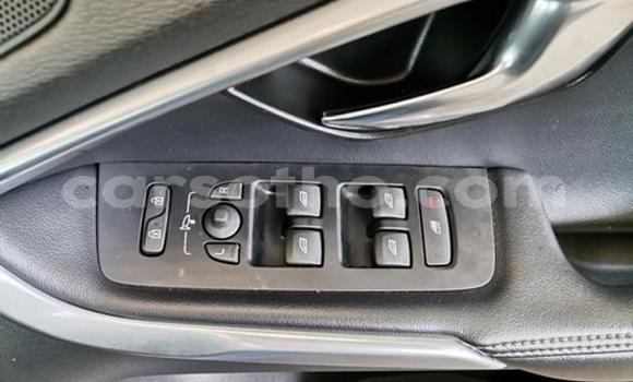 Acheter Occasion Voiture Volvo V40 Bleu à Maseru, Maseru Acheter Occasion Voiture Volvo V40 Bleu à Maseru, Maseru