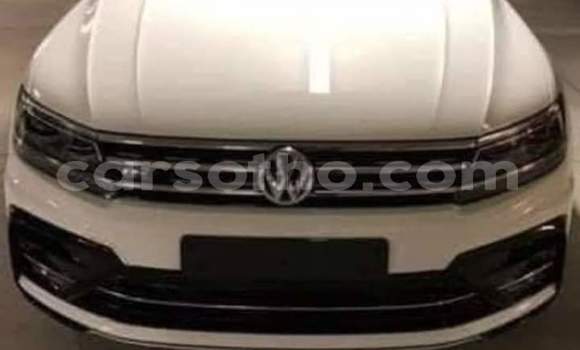 Acheter Occasion Voiture Volkswagen Tiguan Blanc à Thaba–Tseka, Mafeteng Acheter Occasion Voiture Volkswagen Tiguan Blanc à Thaba–Tseka, Mafeteng