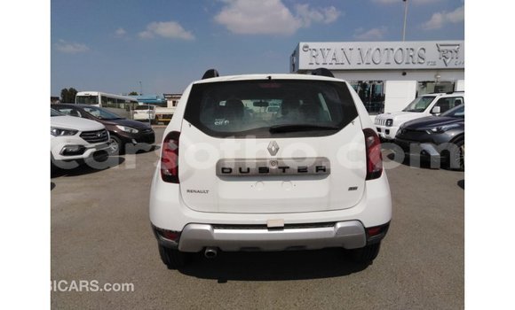 Acheter Import Voiture Renault Duster Blanc à Import - Dubai, Maseru Acheter Import Voiture Renault Duster Blanc à Import - Dubai, Maseru