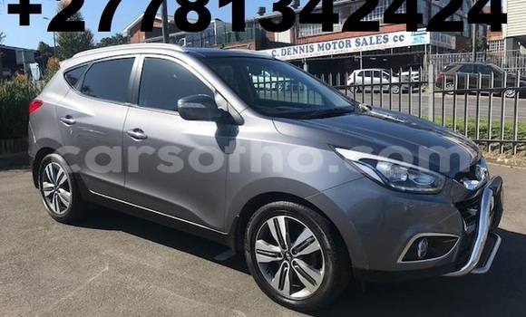 اشتري مستعمل Hyundai ix35 Silver سيارة في Maseru في Maseru اشتري مستعمل Hyundai ix35 Silver سيارة في Maseru في Maseru