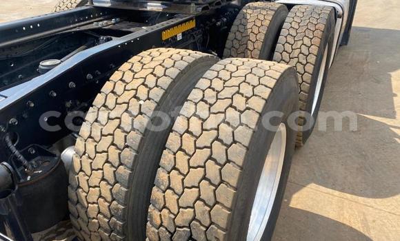 اشتري مستعمل Man Silent White شاحنة في Butha–Buthe في Thaba-Tseka اشتري مستعمل Man Silent White شاحنة في Butha–Buthe في Thaba-Tseka