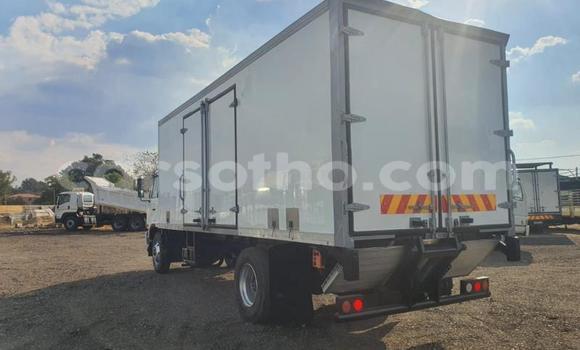 اشتري مستعمل Nissan UD White شاحنة في Butha–Buthe في Thaba-Tseka اشتري مستعمل Nissan UD White شاحنة في Butha–Buthe في Thaba-Tseka