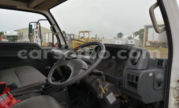 اشتري مستعمل Nissan UD White شاحنة في Butha–Buthe في Thaba-Tseka اشتري مستعمل Nissan UD White شاحنة في Butha–Buthe في Thaba-Tseka