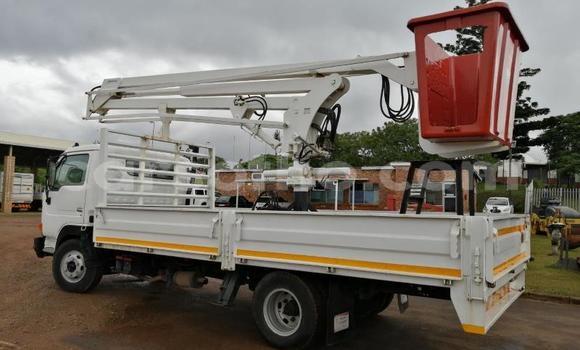 اشتري مستعمل Nissan UD White شاحنة في Butha–Buthe في Thaba-Tseka اشتري مستعمل Nissan UD White شاحنة في Butha–Buthe في Thaba-Tseka