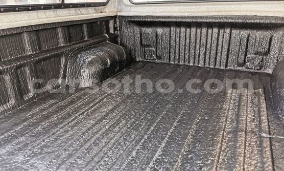 اشتري مستعمل Toyota Hilux White سيارة في Butha–Buthe في Thaba-Tseka اشتري مستعمل Toyota Hilux White سيارة في Butha–Buthe في Thaba-Tseka